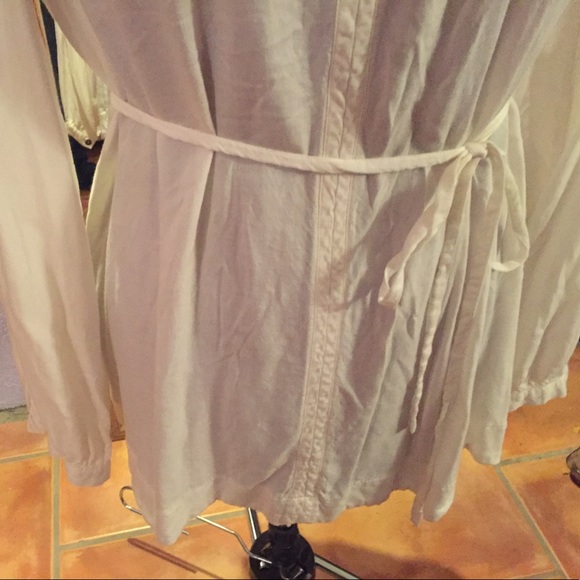 Motherhood Maternity-Large Long sleeve beige top - Picture 6 of 6